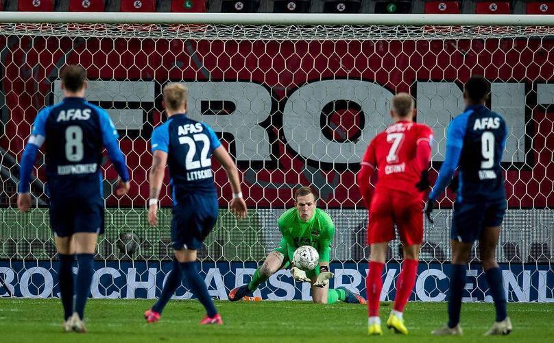 亚特兰大发布备战花絮;冲刺阶段战术微调;荷甲任务艰巨;医务组通报恢复-开云官网